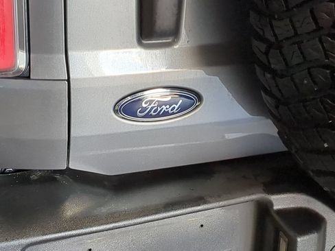 Used 2023 Ford Bronco Wildtrak AWD/4WD image 15
