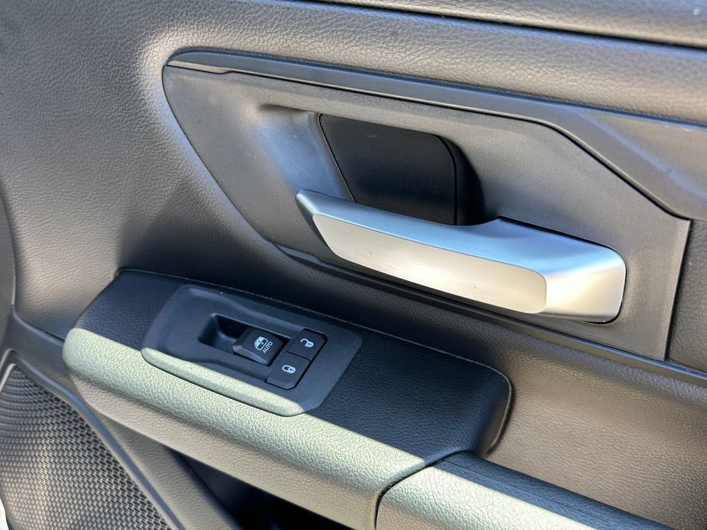New 2026 RAM 1500 Express RWD image 18