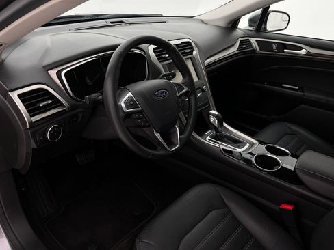 Used 2013 Ford Fusion SE image 12