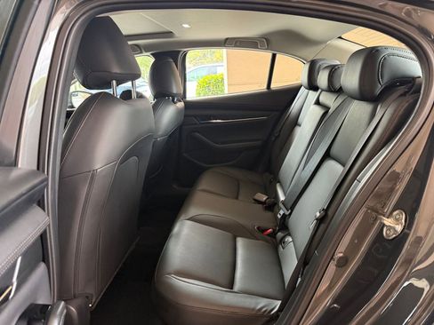 Used 2025 MAZDA MAZDA3 s image 24