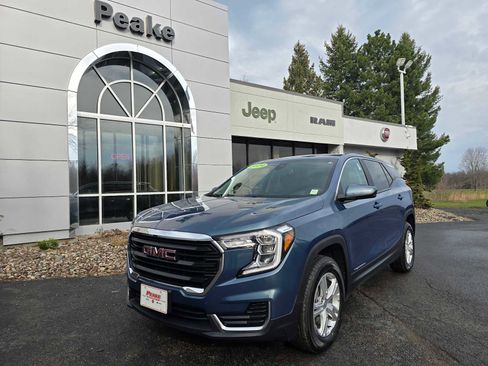 Used 2024 GMC Terrain SLE AWD/4WD image 1