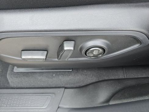 New 2025 Jeep Grand Cherokee Laredo X image 21