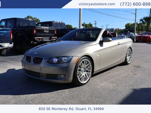 Used 2008 BMW 335i Convertible w/ Premium Pkg image 12
