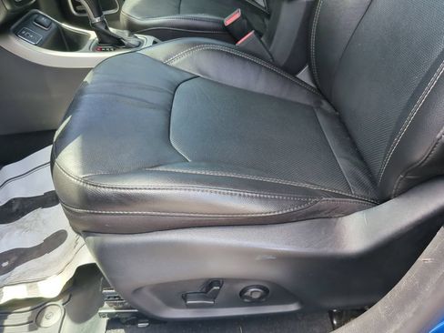 Used 2021 Jeep Compass Latitude w/ Sun and Sound Group FWD image 23