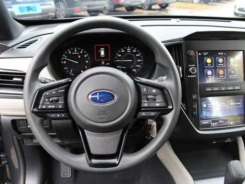 Used 2025 Subaru Forester image 18