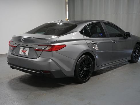 Certified 2026 Toyota Camry SE image 8