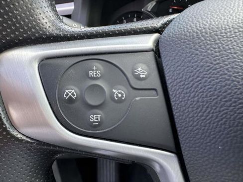 Used 2023 GMC Acadia SLE w/ Driver Convenience Package image 33