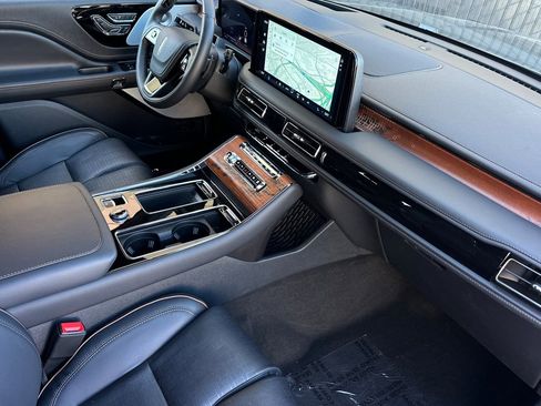 New 2026 Lincoln Aviator Black Label image 16