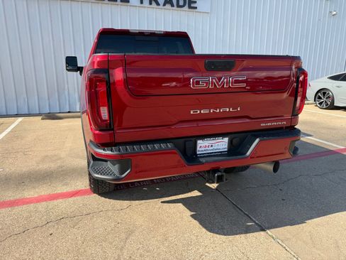 Used 2021 GMC Sierra 2500 Denali w/ Denali Ultimate Package AWD/4WD image 3