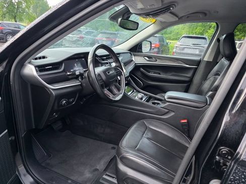 Used 2022 Jeep Grand Cherokee L Limited AWD/4WD image 15