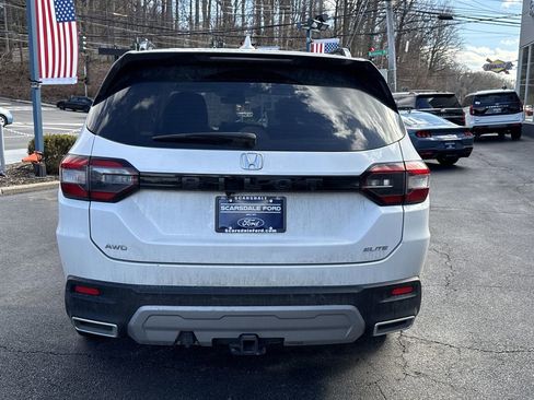 Used 2025 Honda Pilot Elite image 5