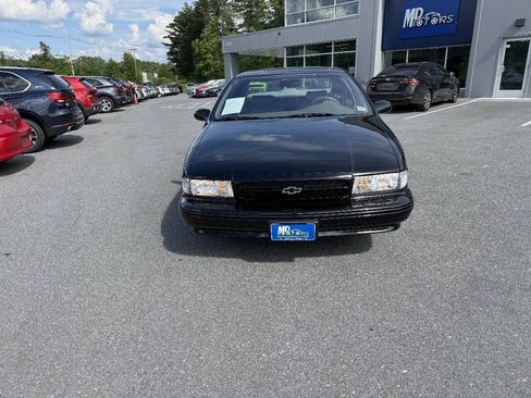 Used 1996 Chevrolet Impala SS RWD image 5