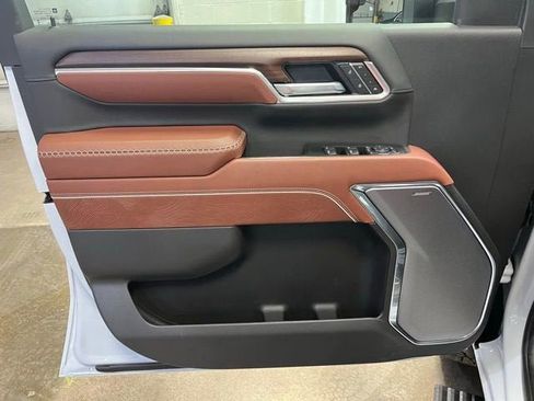 New 2026 GMC Sierra 2500 Denali Ultimate AWD/4WD image 13
