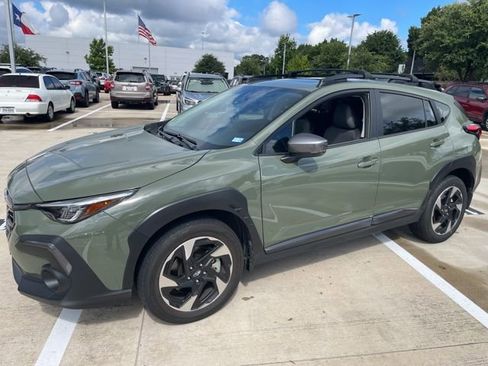 Used 2024 Subaru Crosstrek 2.5i Limited AWD/4WD image 6