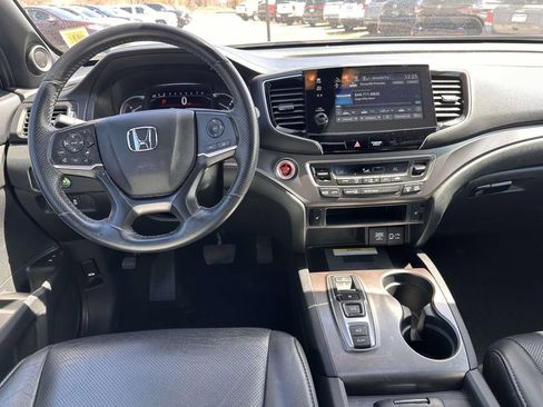 Used 2023 Honda Passport EX-L image 16