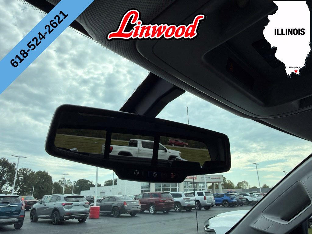 Used 2017 GMC Sierra 1500 SLT w/ SLT Preferred Package AWD/4WD image 29