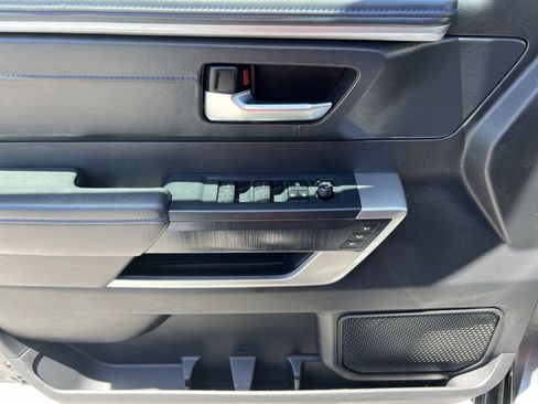 Used 2023 Toyota Sequoia Platinum AWD/4WD image 15