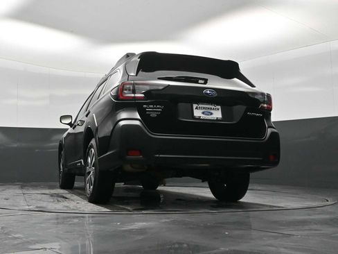 Used 2024 Subaru Outback Premium image 23