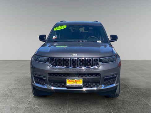 Used 2024 Jeep Grand Cherokee L Limited w/ Luxury Tech Group II image 8
