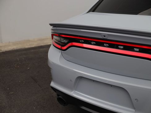 Used 2021 Dodge Charger SRT Hellcat RWD image 9