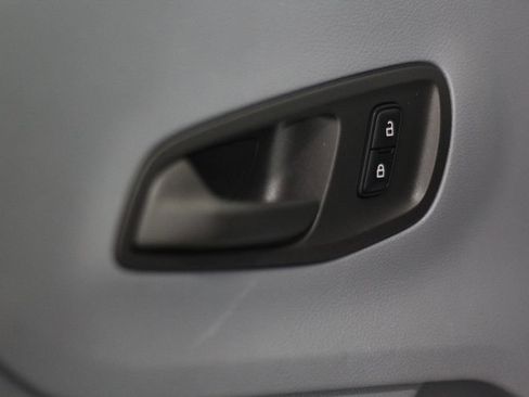 Used 2018 Ford Transit 350 148 Medium Roof RWD image 31