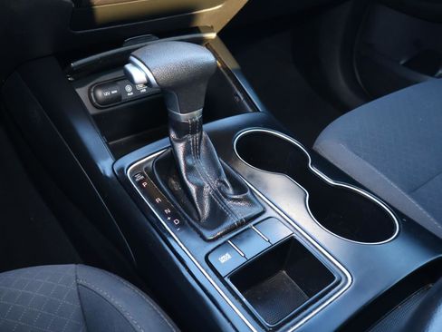 Used 2020 Kia Sorento LX image 25