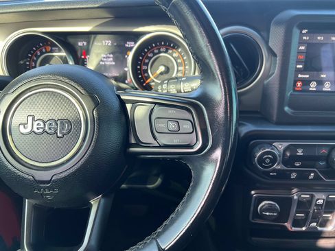 Used 2020 Jeep Wrangler Unlimited Sport S AWD/4WD image 24
