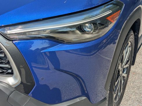 Certified 2025 Toyota Corolla Cross XLE w/ Convenience Package FWD image 9