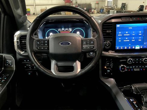 Certified 2022 Ford F150 Lariat w/ Equipment Group 502A High image 5