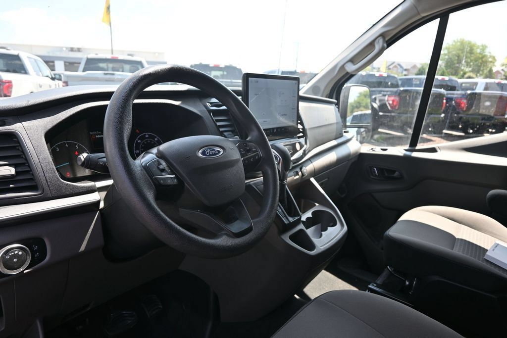 Used 2024 Ford Transit 350 XLT RWD image 24