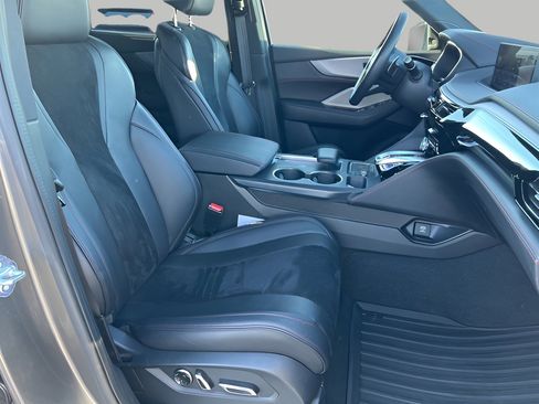 Used 2023 Acura MDX A-Spec image 38