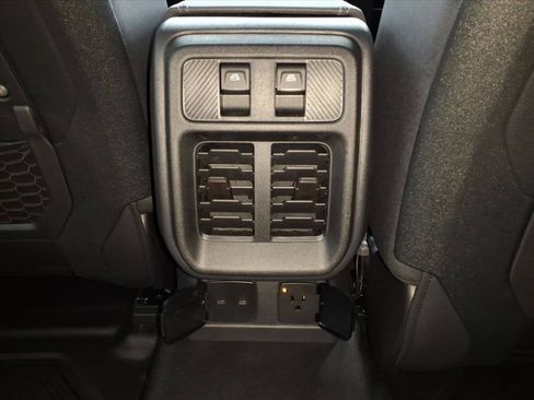 New 2025 Ford Bronco Badlands w/ Sasquatch Package AWD/4WD image 59