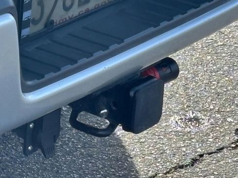 Used 2017 Chevrolet Colorado Z71 image 9