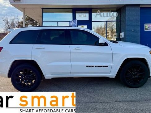 Used 2018 Jeep Grand Cherokee Altitude AWD/4WD image 1