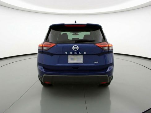 Used 2025 Nissan Rogue SV AWD/4WD image 7