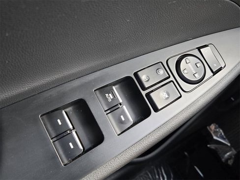 Used 2020 Hyundai Tucson Limited w/ Cargo Package image 27