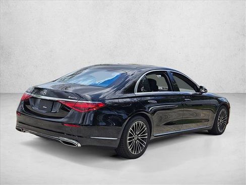 Used 2023 Mercedes-Benz S 500 4MATIC image 5