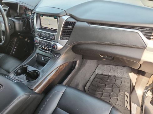 Certified 2019 Chevrolet Suburban LT AWD/4WD image 30