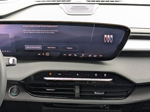 New 2026 Buick Enclave Sport Touring w/ Power Package FWD image 19
