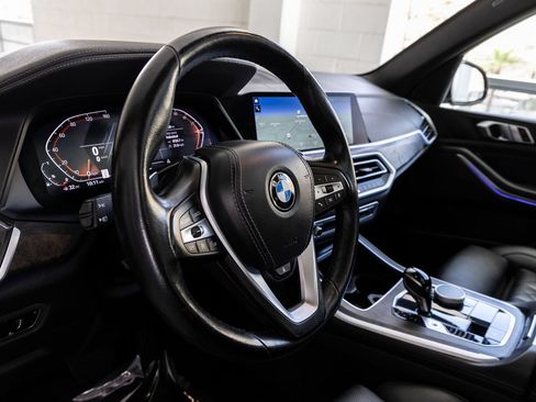 Used 2023 BMW X5 xDrive40i AWD/4WD image 16