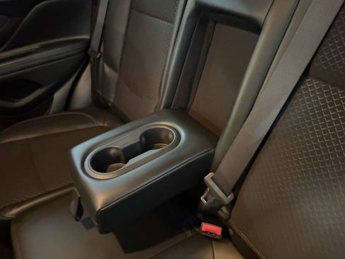 Used 2019 Buick Encore Preferred image 19