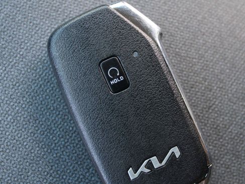 Used 2022 Kia EV6 Wind AWD/4WD image 19
