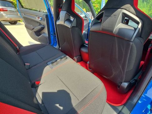 Used 2025 Honda Civic Type R image 12