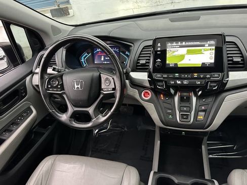 Used 2018 Honda Odyssey EX-L image 16
