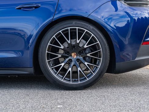 New 2026 Porsche Panamera 4 image 12