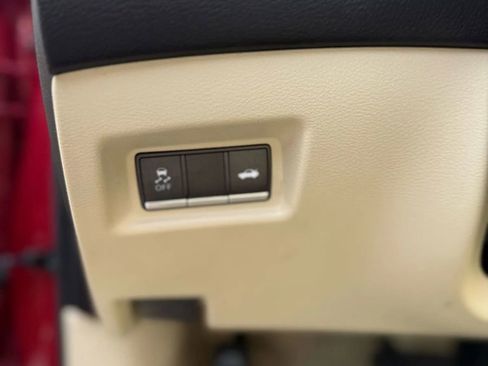 Used 2016 INFINITI Q50 3.0t Premium w/ Cargo Package image 40