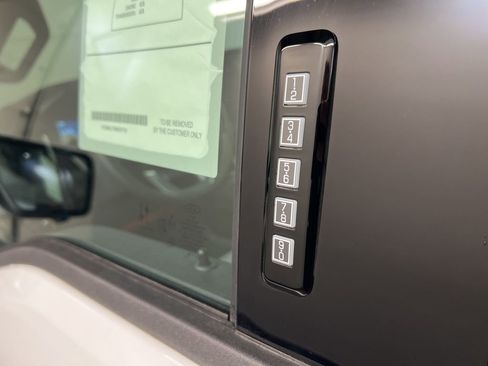 New 2025 Ford F150 Lightning Lariat image 31