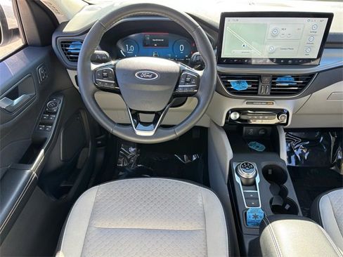 Used 2023 Ford Escape Active w/ Tech Pack #2 image 8