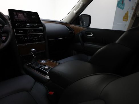 Used 2024 Nissan Armada SL w/ Captain's Chairs Package RWD image 84
