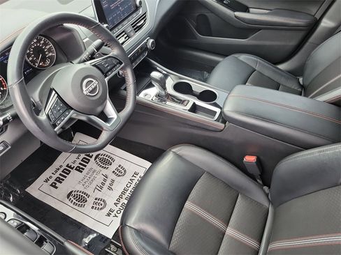 Used 2023 Nissan Altima 2.5 SR image 4